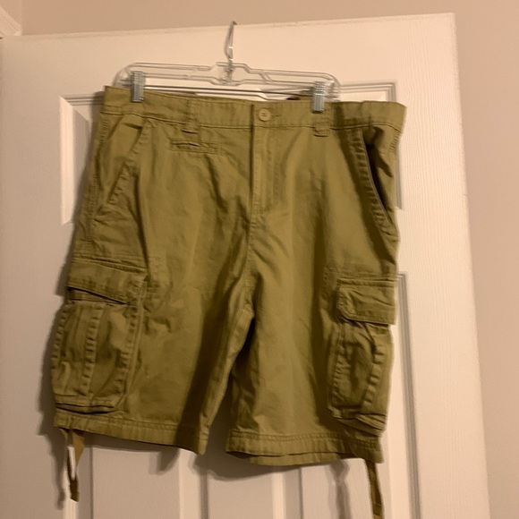 Men’s Cargo Shorts - Picture 1 of 1